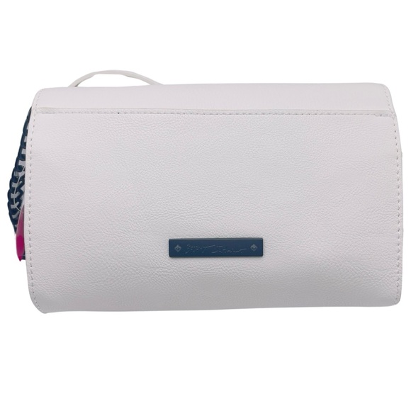 NWT Betsey Johnson Skull Crossbody Bag - White With Black Hardware - Picture 8 of 10